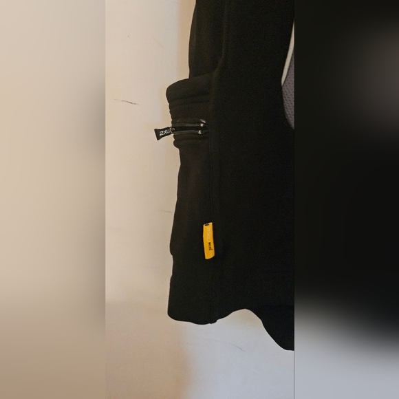 2XU Biking Vest - Picture 2 of 7